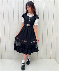 Strawberry embroidery Dress(Black-F)