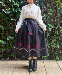 Cluster amaryllis with embroidery Skirt(Black-F)