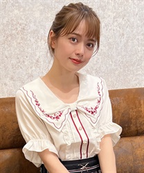 Cherry embroidery ribbon collar Blouse