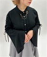 Flare sleeve Blouse with brooch(Black-F)