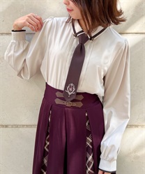With emblem embroidery tie Blouse