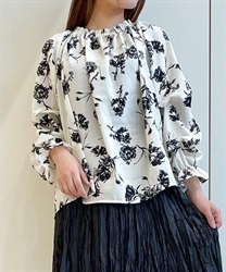 Tuck sleeve floral pattern Blouse(Ecru-F)