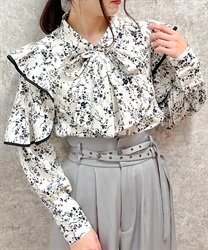 Frill sleeve Blouse with ribbon