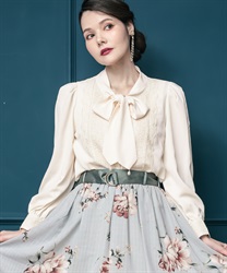Delicate lace overlapping Bowtie Blouse(Ecru-F)