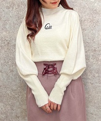 Logo embroidery volume sleeve knit